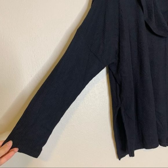 NEW Status by Chenault Black Cowl Neck Tunic Sweater Large - Picture 6 of 11